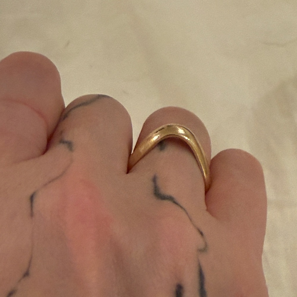 10k Yellow Gold Triangle Ring - Picture 2 of 7
